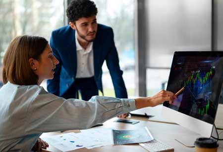 Empowering Investors: The Evolution of Financial Trading Services